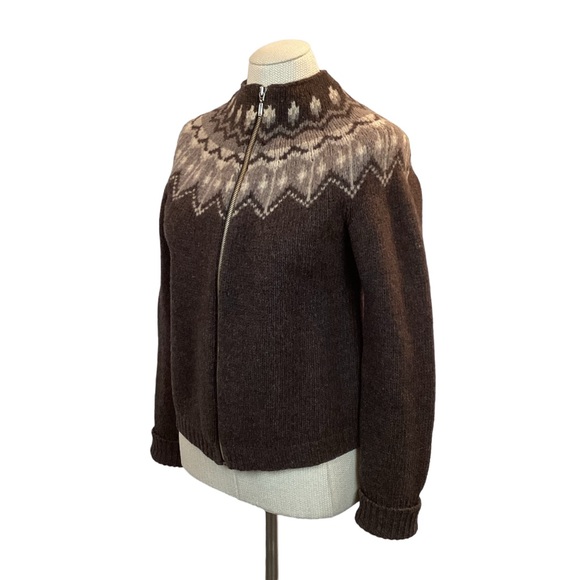 Fair Isle Nordic 100% Lambswool Sweater - Picture 3 of 8